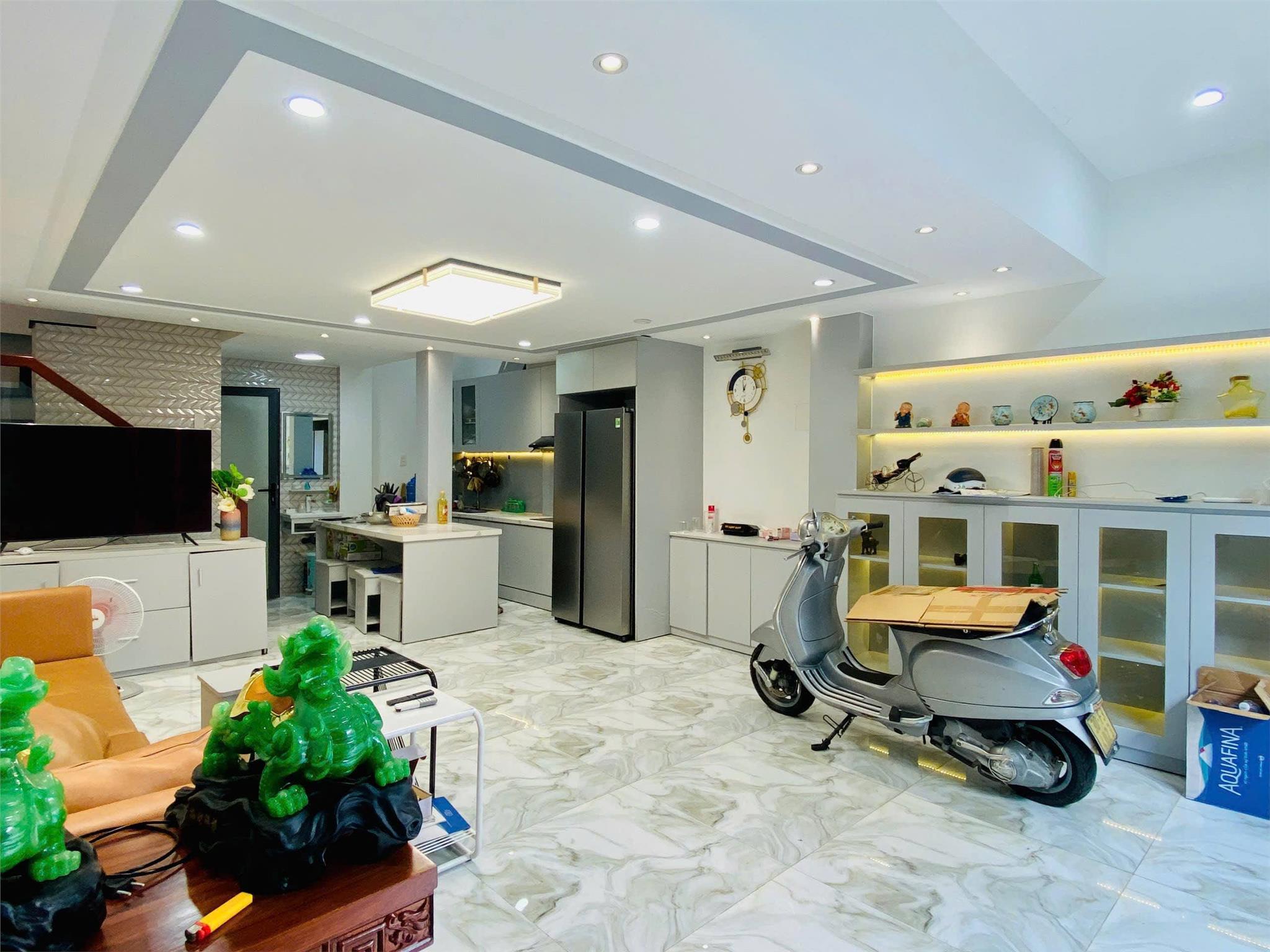 Bán nhà Gò Vâp, hẻm xe hơi Thống Nhất, P16, nhà mới đẹp, 5x10m , 3 lầu ST,  6,39 tỷ